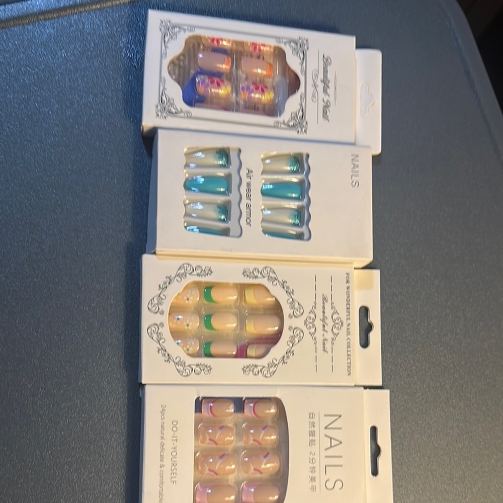 Lovely Me:ex Press-On Nails Set - Multicolor